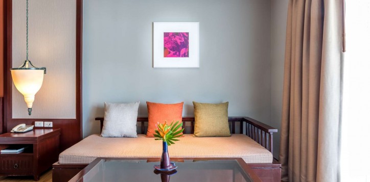 deluxe-beachside-room2-2