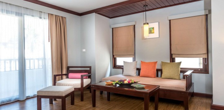 deluxe-family-room-beachside2-2