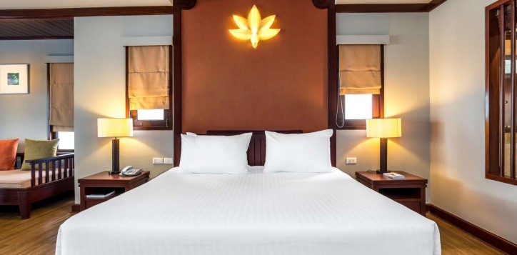 deluxe-family-room-beachside3-2