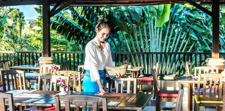 palm-court-restaurant-2