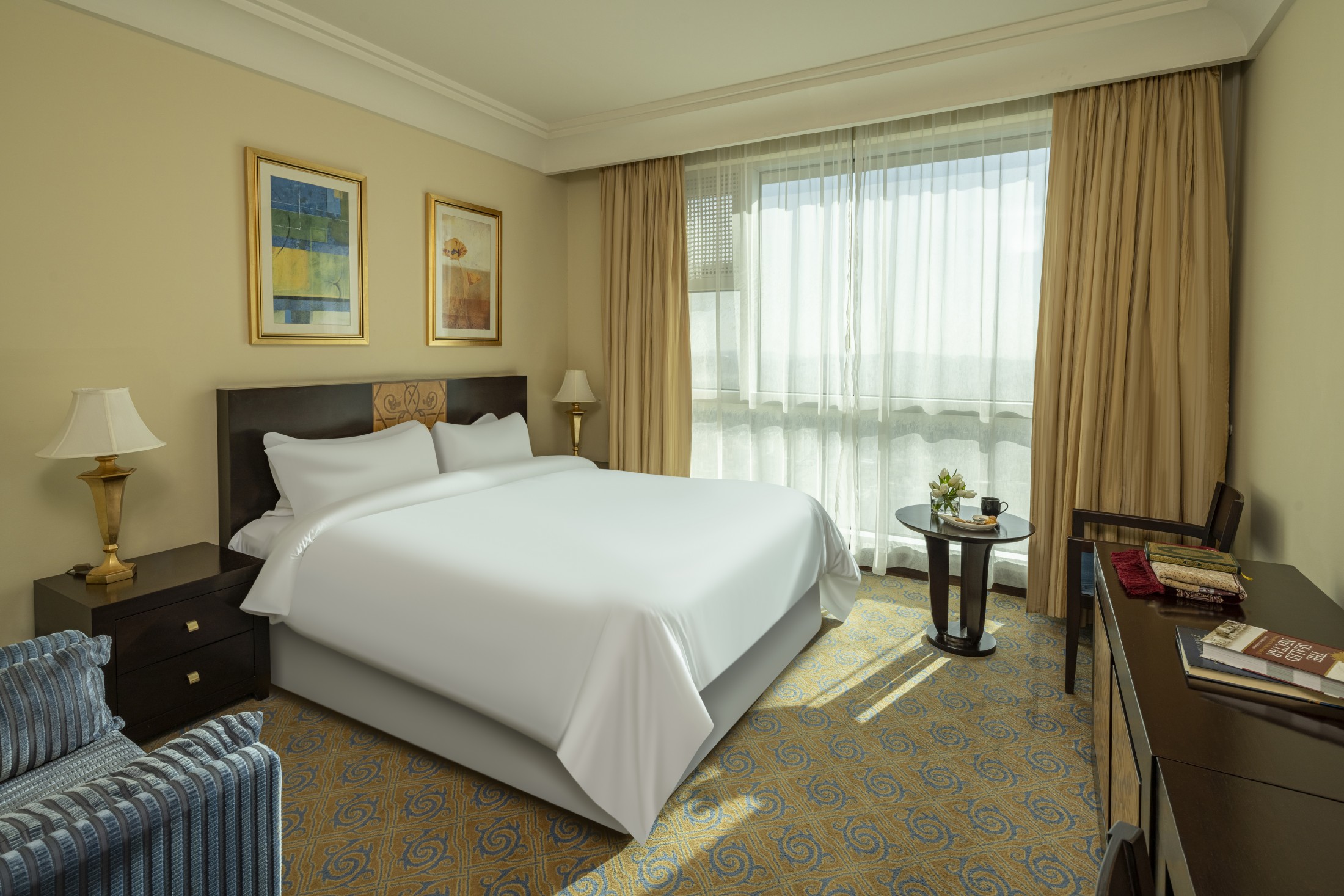 Pullman ZamZam Makkah - CLASSIC JUNIOR SUITE, 2 Single Size Beds, City View