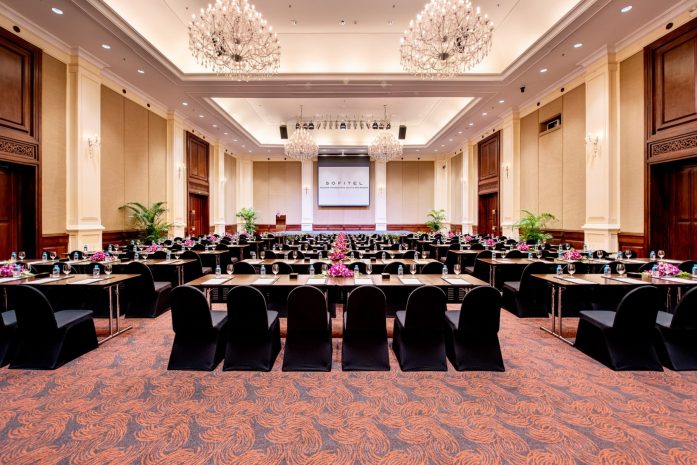 one-of-the-largest-ballroom-in-siem-reap