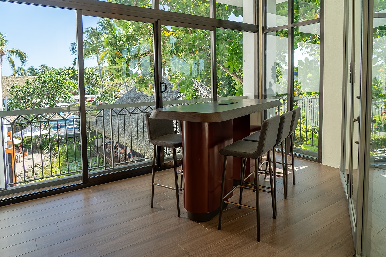 executive-journal-lounge