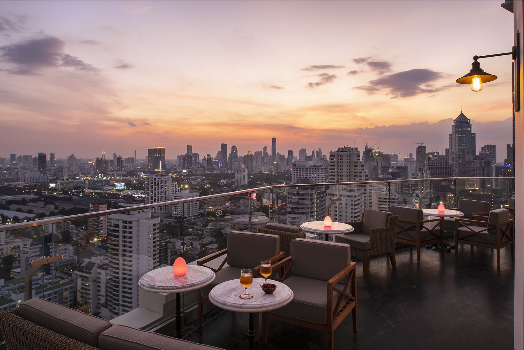  Sofitel Bangkok Sukhumvit Luxury Hotel