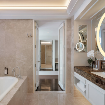 5-star hotel room
