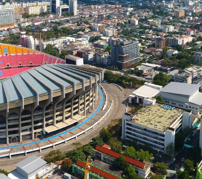 luxury-stay-in-sukhumvit-with-easy-access-to-rajamangala-national-stadium