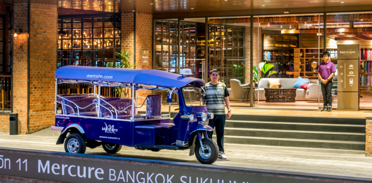 best-area-to-stay-in-bangkok-for-sightseeing-at-mercure-bangkok-sukhumvit