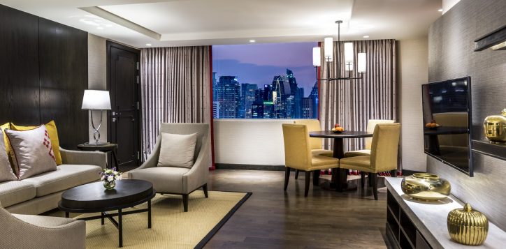suite-room-8