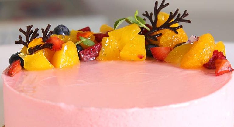 peach-blossom-cake