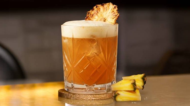 pineapple-bourbon-honey-sour