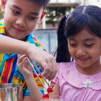 kids-mixologist-with-sunfresh