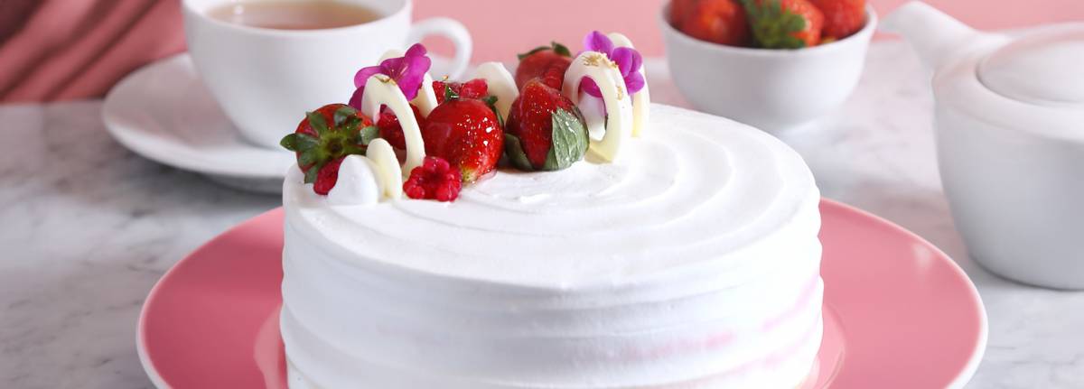 Celine Strawberry Cake