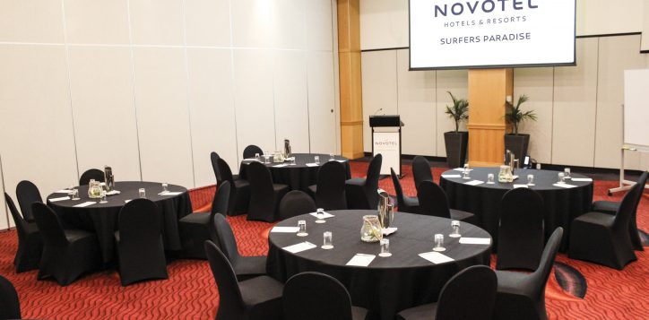 trr-novotelsp-horizoncabaret-hero