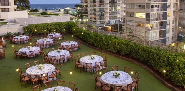 on5-green-gala-dinner