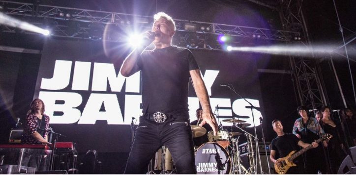 surfers-parardise-live