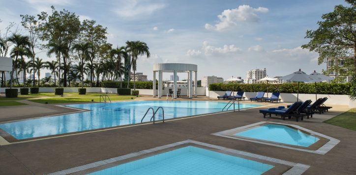 novotel-hotel-bangkok-bangna-gallery-recreation-spa-fitness-image08