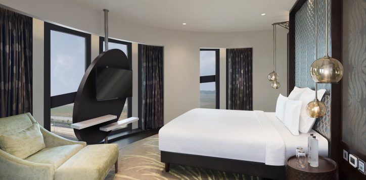 presidential-suite-bedroom-opt2-2
