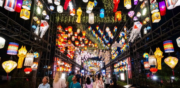 mid-autumn-festival-in-hong-kong-2026-for-business-travelers-lanterns-mooncakes-and-client-dinners-near-hkcec