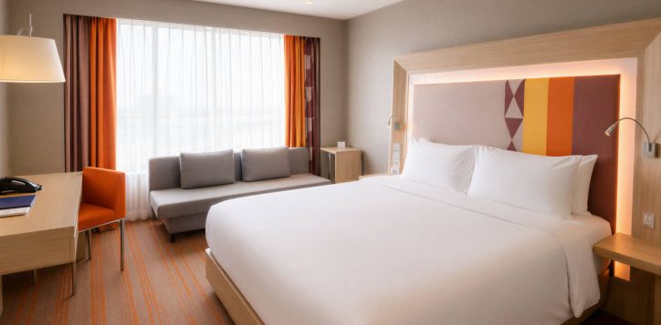 deluxe-room