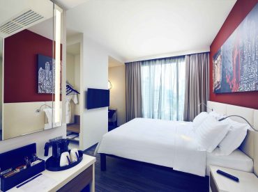 superior-room-with-king-bed