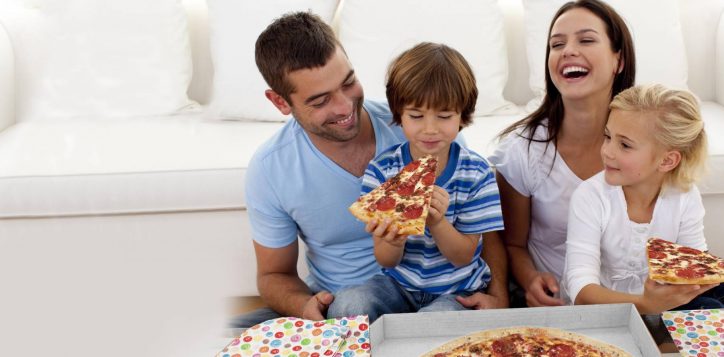 family-pizza