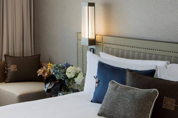 accessible-queen-room