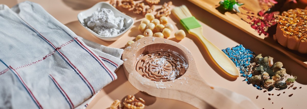Craft Your Own Mooncakes