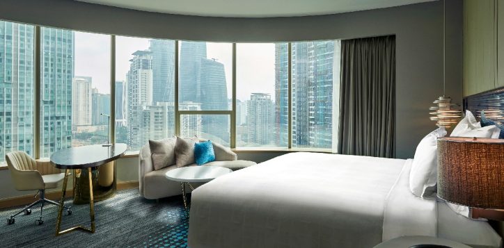 room-package-deal-promo-banner-clubesuite