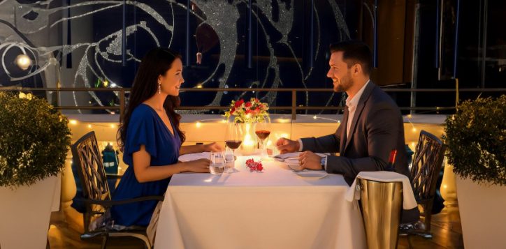 valentine-with-couple-microsite