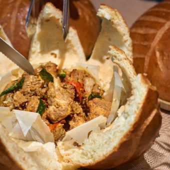 golden-pillow-bread