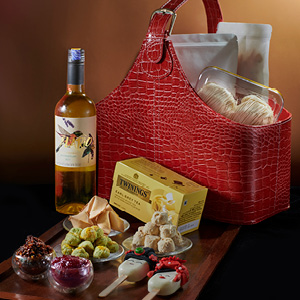 07-premium-hamper-white-wine-300x300px