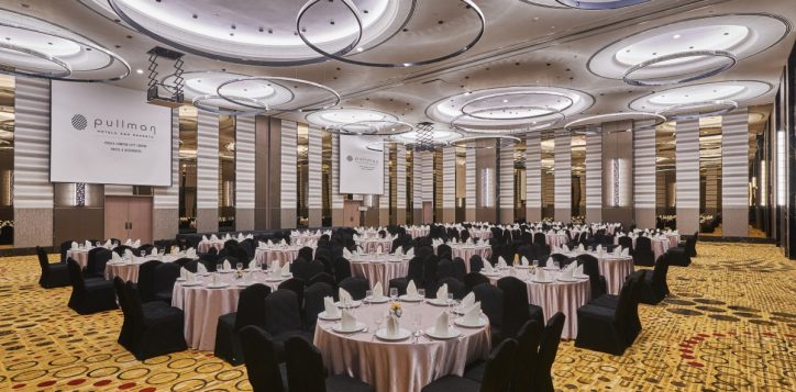 10-pklcc-grand-ballroom-dinner-round-table