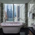 03. PKLCC-Wedding, Bridal Suite Bathtub with Flower Petals