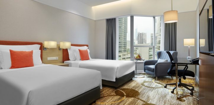 deluxe-room