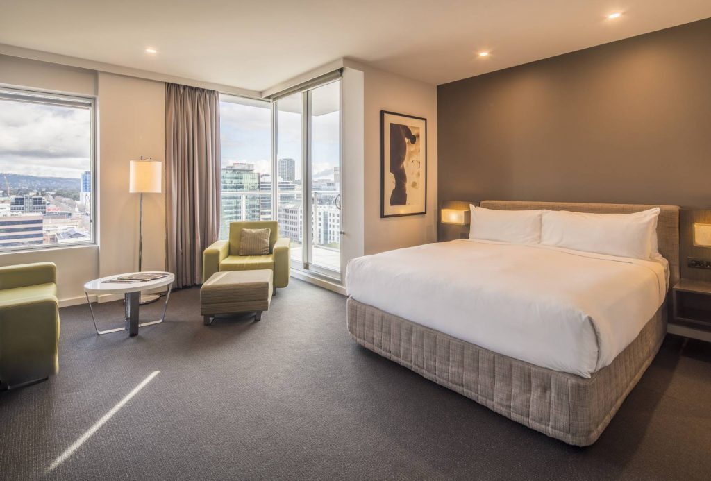Pullman Adelaide Rooms & Suites