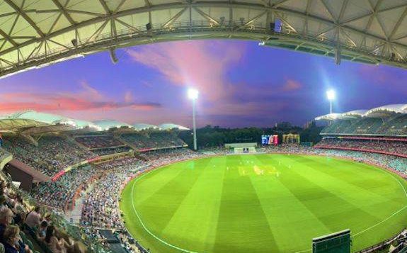 adelaide-oval-cricket_5bd5381f-d9f1-63a5-b3fda0f4301d44a3-5bd537c0c1ff703_5bd539e2-dc8c-23e6-e2a42b1147eb9d7d