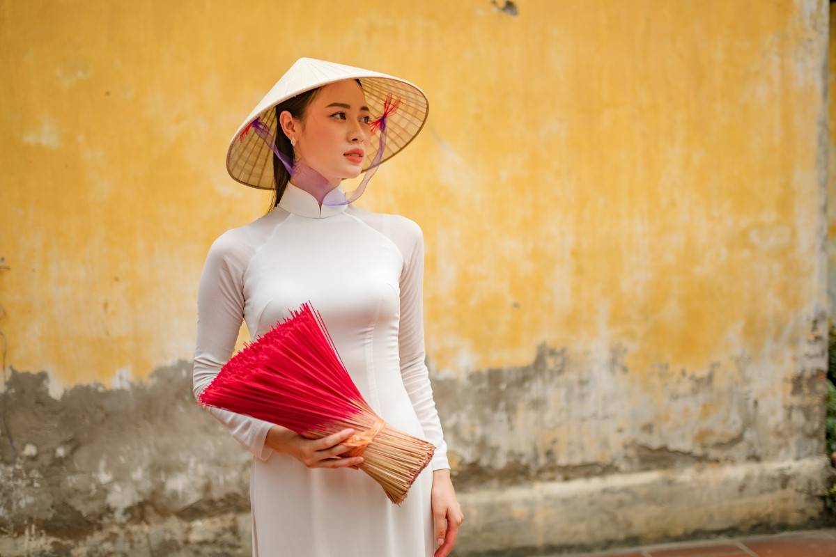 Spreading the beauty of women during “Ao Dai Week” for International Women’s Day on March 8