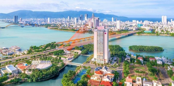 grand-mercure-da-na%cc%86%cc%83ng-toa%cc%a3-la%cc%a3c-ta%cc%a3i-khu-bie%cc%a3%cc%82t-thu%cc%9b%cc%a3-da%cc%89o-xanh-do%cc%a3%cc%82c-dao