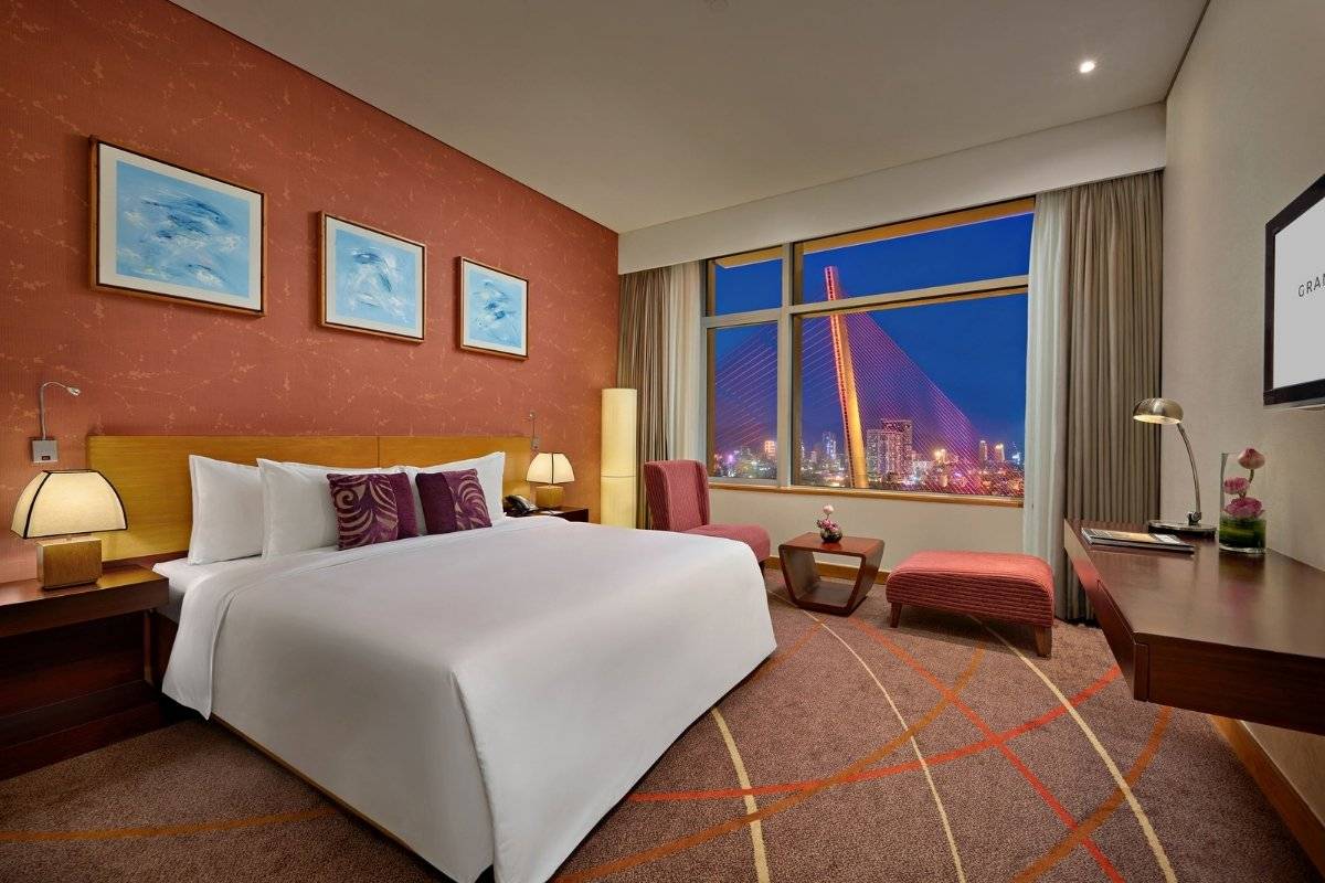 Superior Room, Queen bed river view at Grand Mercure Da Nang