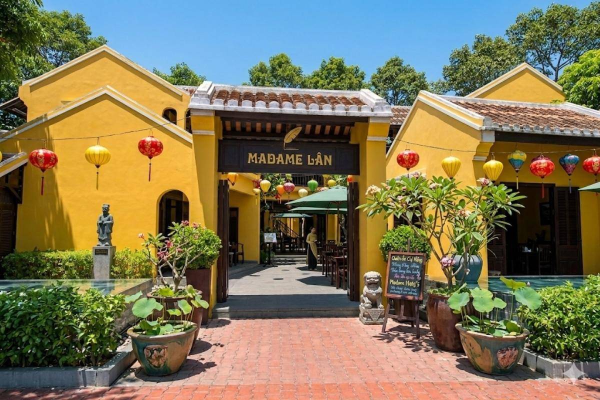 Ăn Tại Địa Điểm Mang Không Gian Xưa - Nhà Hàng Madame Lân