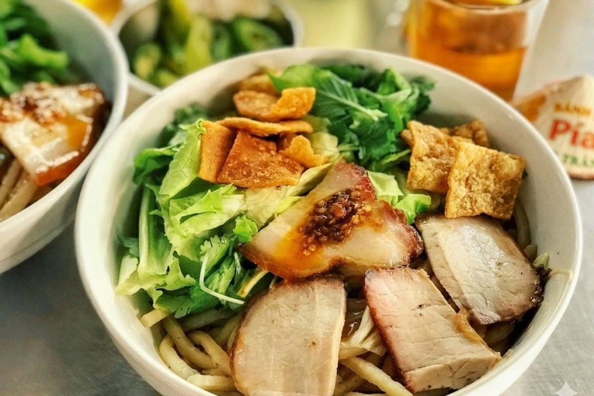 Cao lầu Hoài Phố gần trung tâm Đà Nẵng