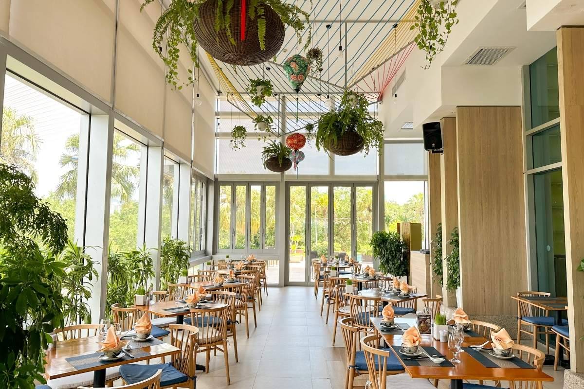 Không gian Veranda Vietnamese tại Grand Mercure Danang