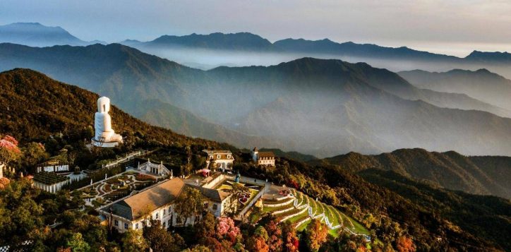 panoramic-view-of-ba-na-hills-in-da-nang
