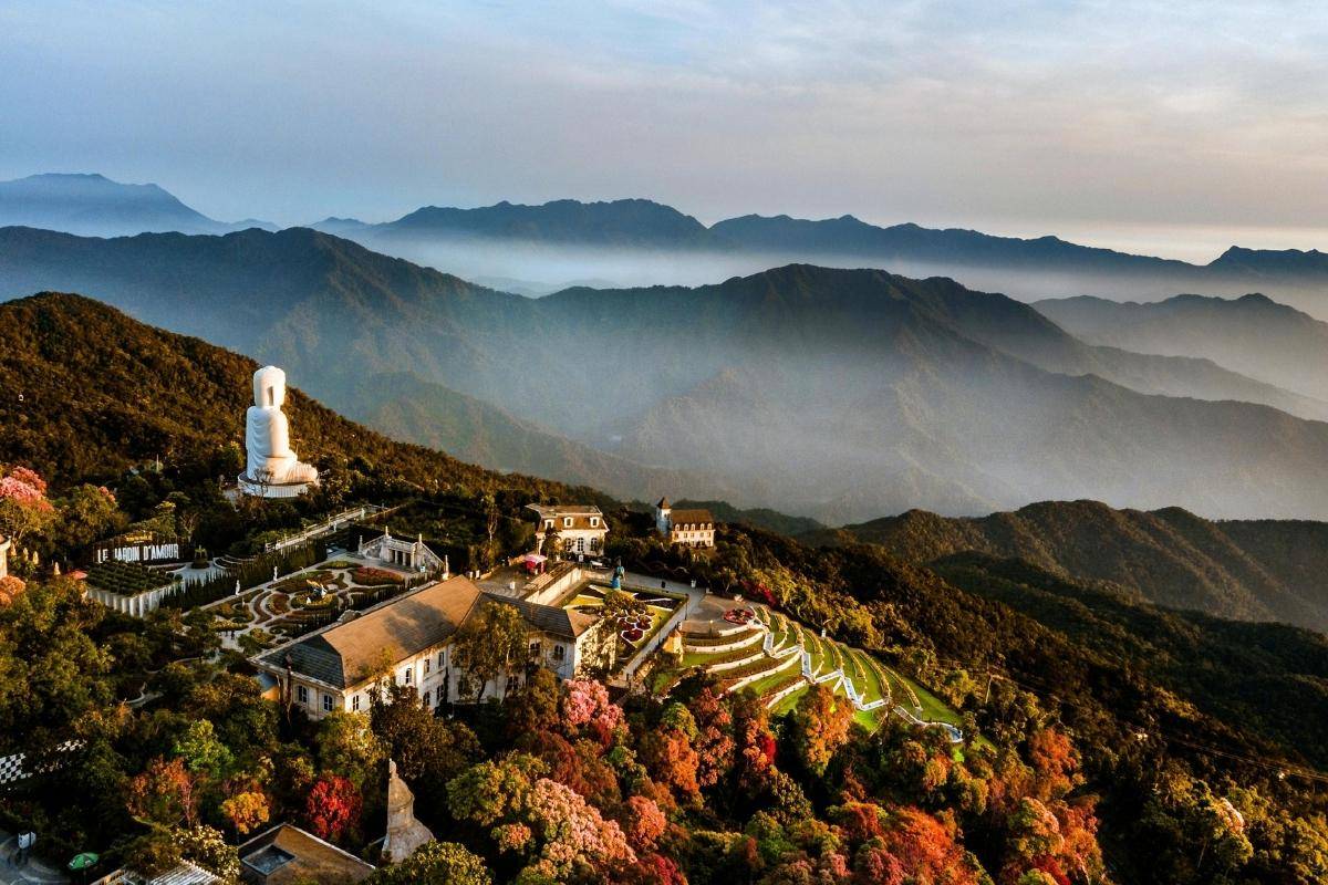 panoramic view of ba na hills in da nang