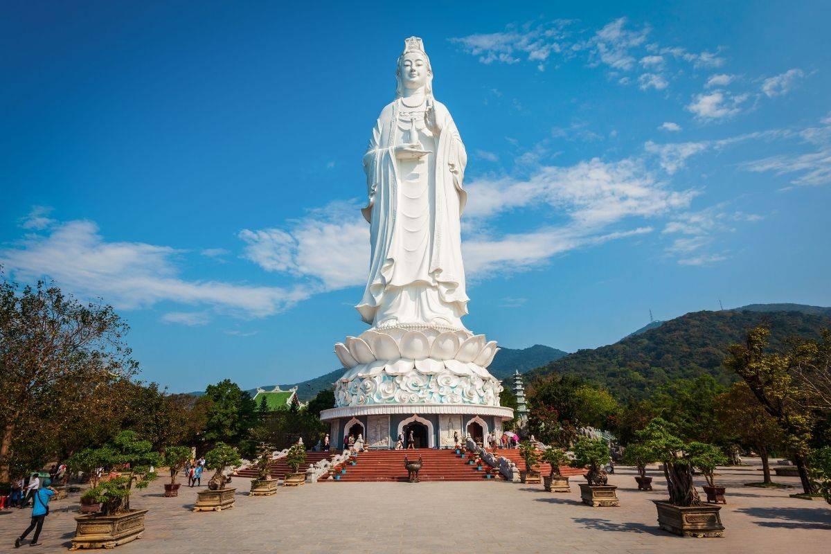 The 67-meter-tall Lady Buddha statue standing on a lotus pedestal at Linh Ung Son Tra Pagoda