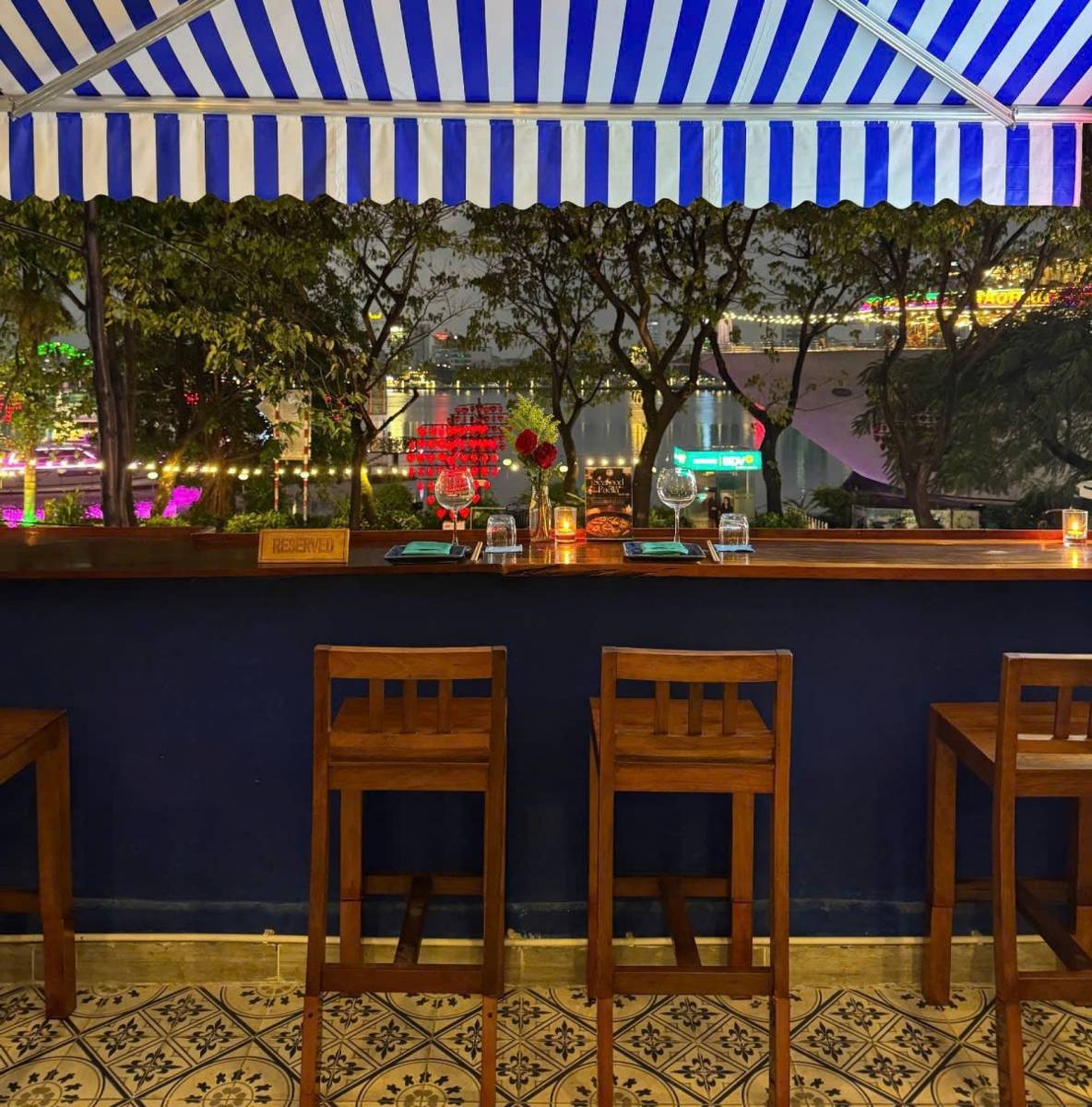 Fatfish Restaurant & Lounge