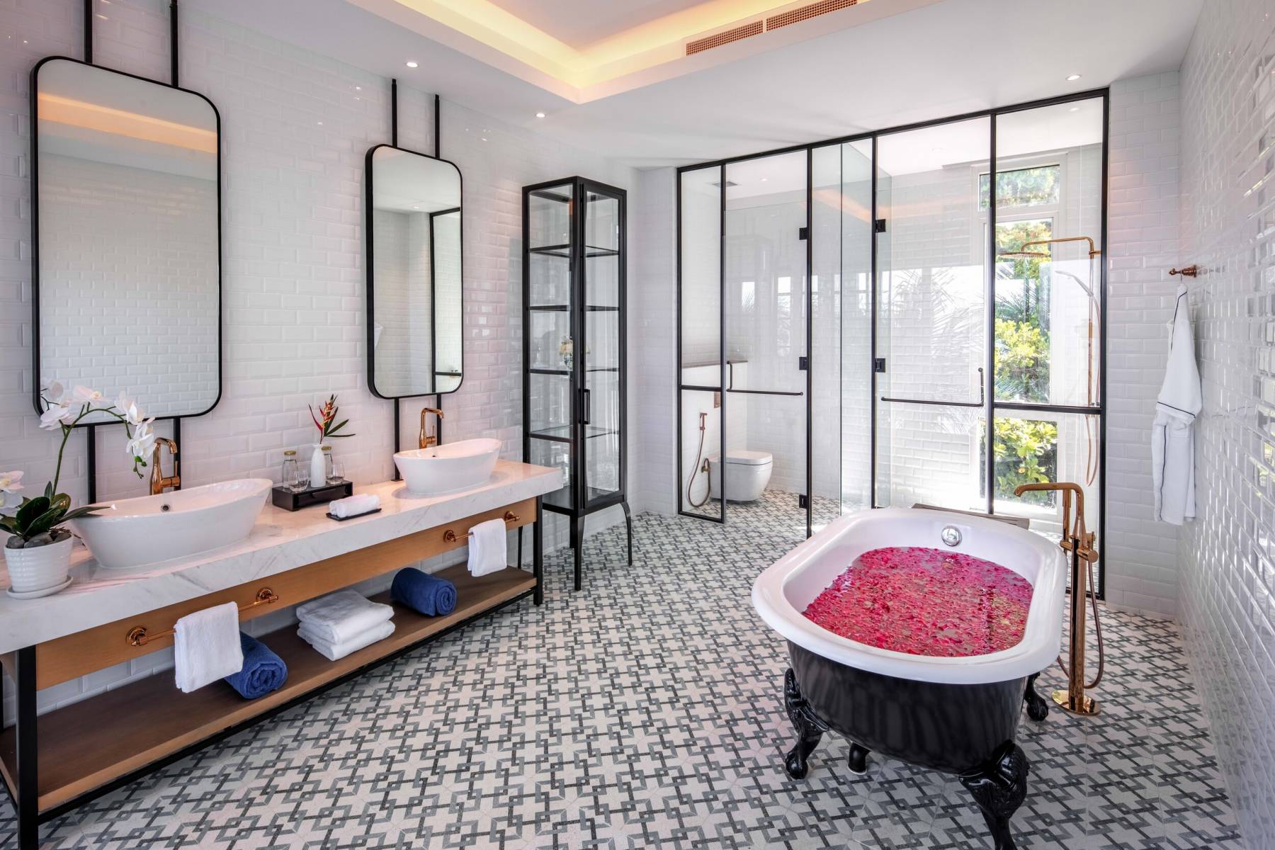 5-bedroom-water-retreat-pool-villa