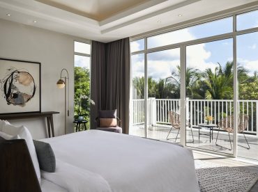 biet-thu-vuon-3-phong-ngu-co-ho-boi-rieng