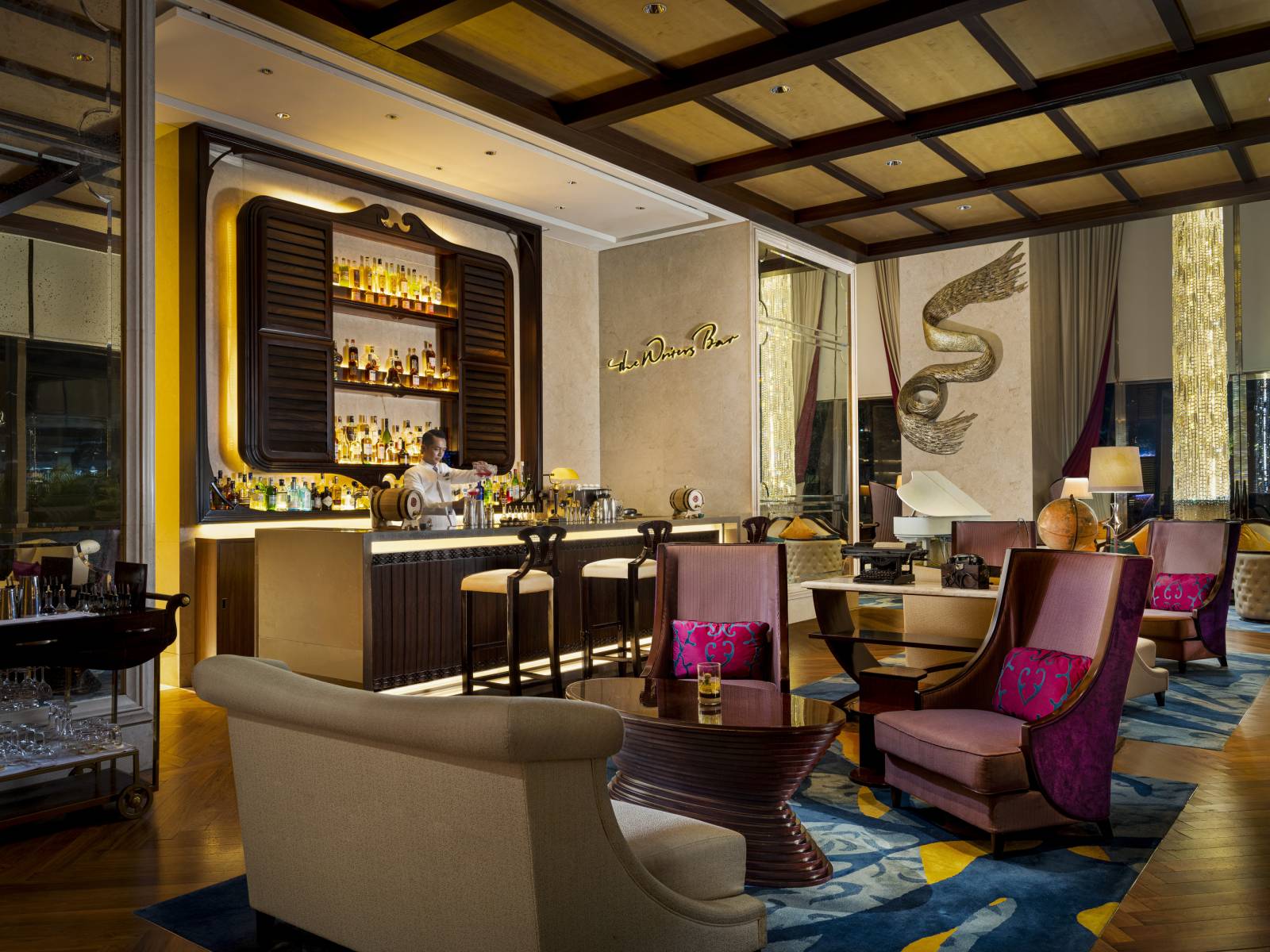 The Writers Bar - Raffles Jakarta - Luxury hotel in Kuningan