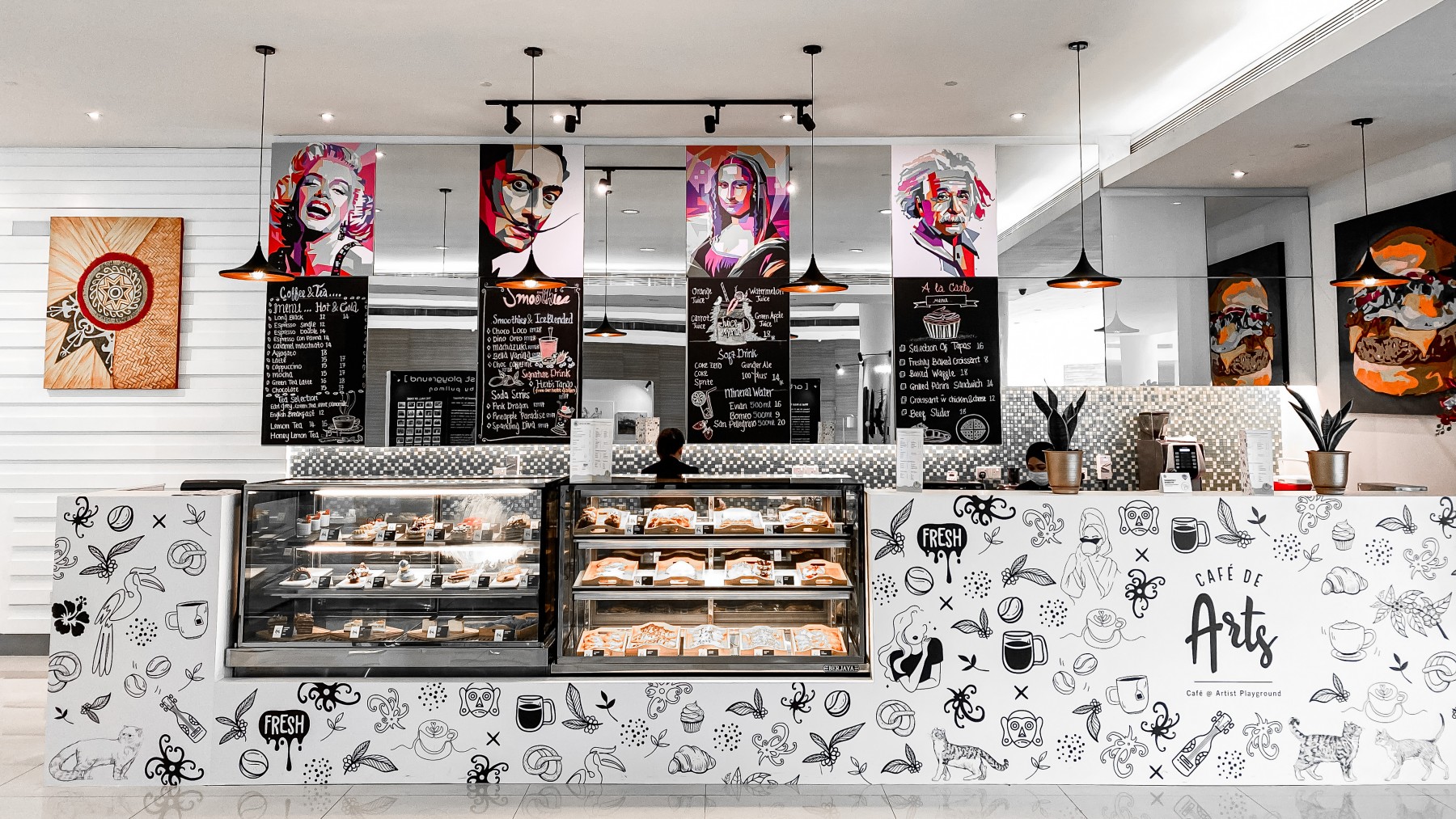 Pullman Kuching Café De Arts